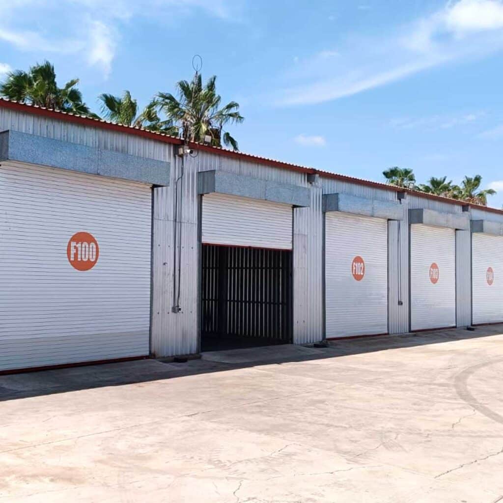 Renta bodegas Grandes en Culiacán sobre la Costerita